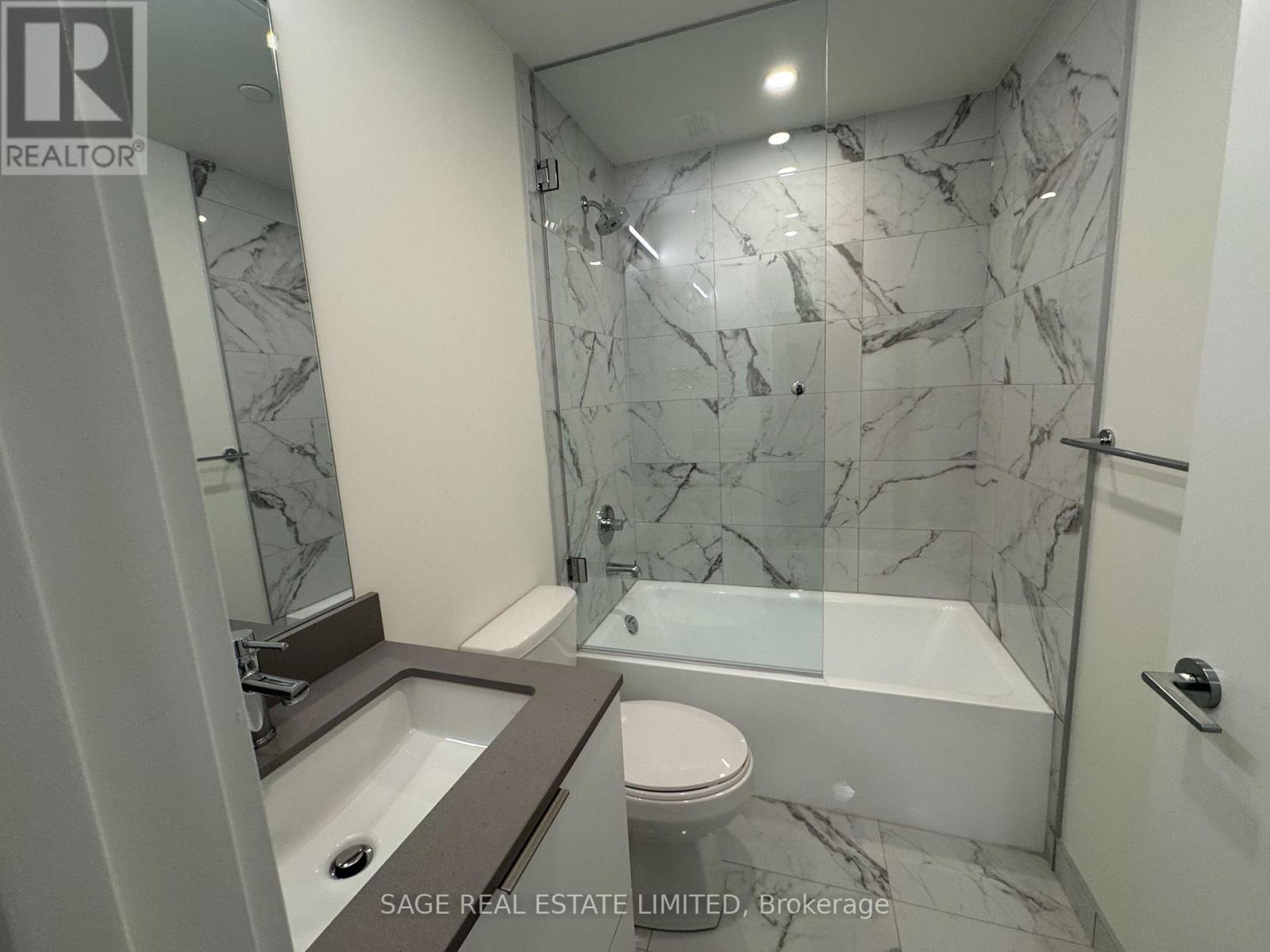 1807 - 89 Church Street, Toronto, Ontario  M5C 0B7 - Photo 17 - C12523616