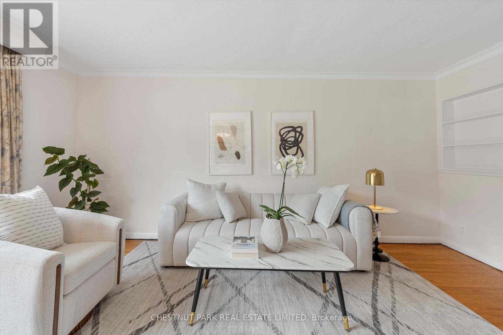 16 Everingham Court, Toronto, Ontario  M2M 2J5 - Photo 6 - C12523652