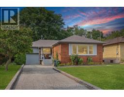 16 EVERINGHAM COURT, Toronto, Ontario