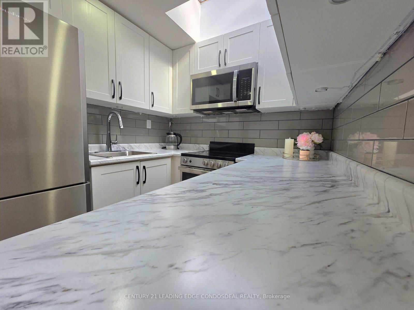 2b - 658 Dundas Street W, Toronto, Ontario  M5T 1H9 - Photo 8 - C12523698