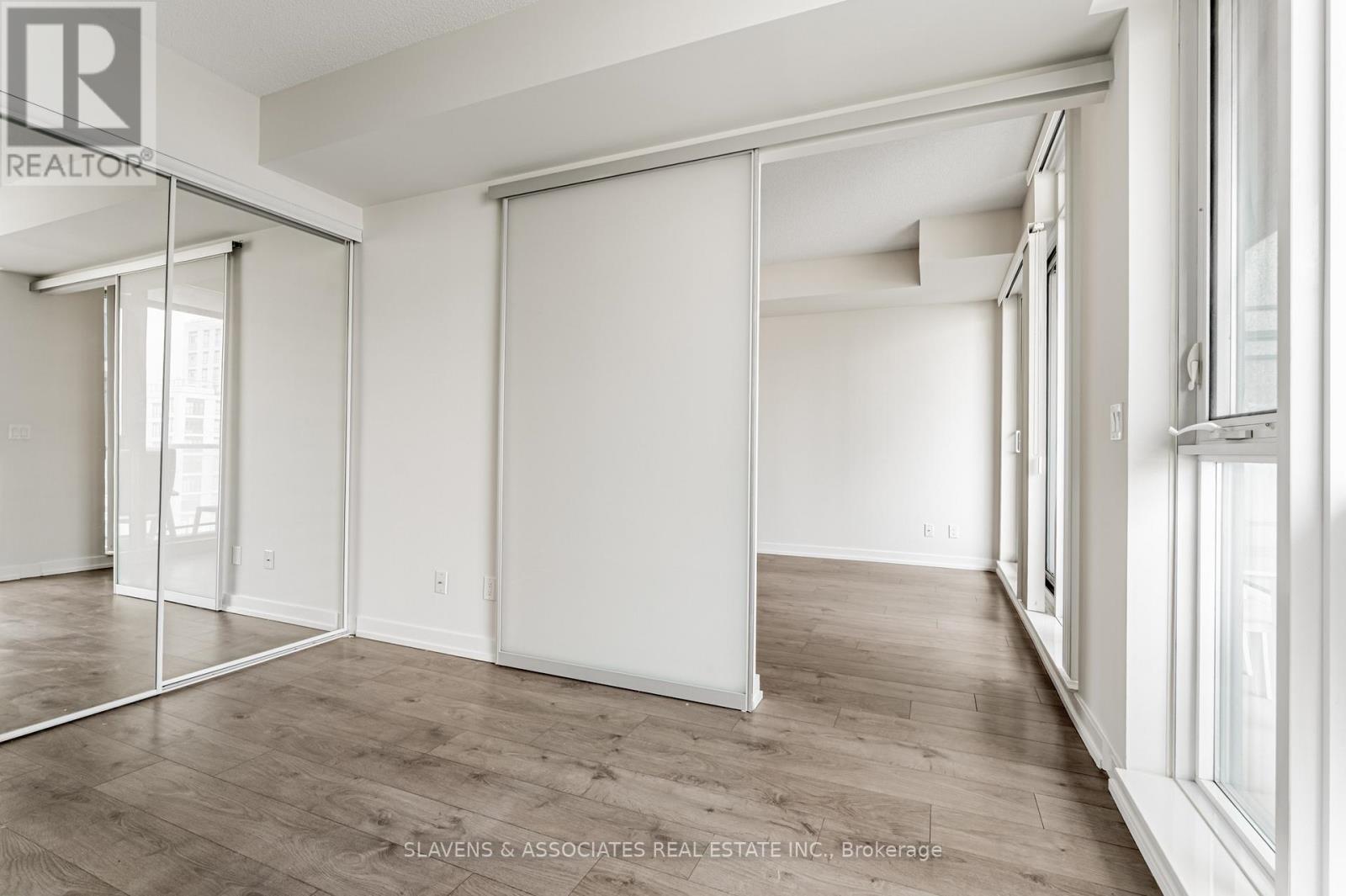 905 - 297 College Street, Toronto, Ontario  M5T 1S2 - Photo 18 - C12523732