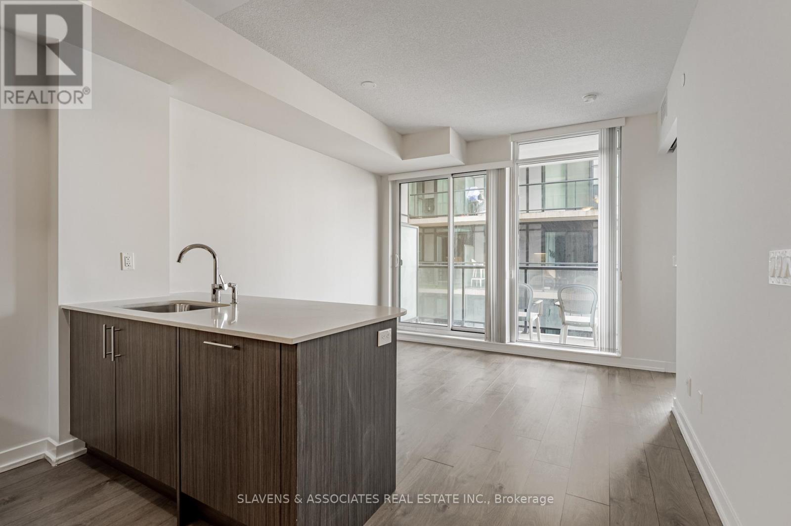 905 - 297 College Street, Toronto, Ontario  M5T 1S2 - Photo 4 - C12523732