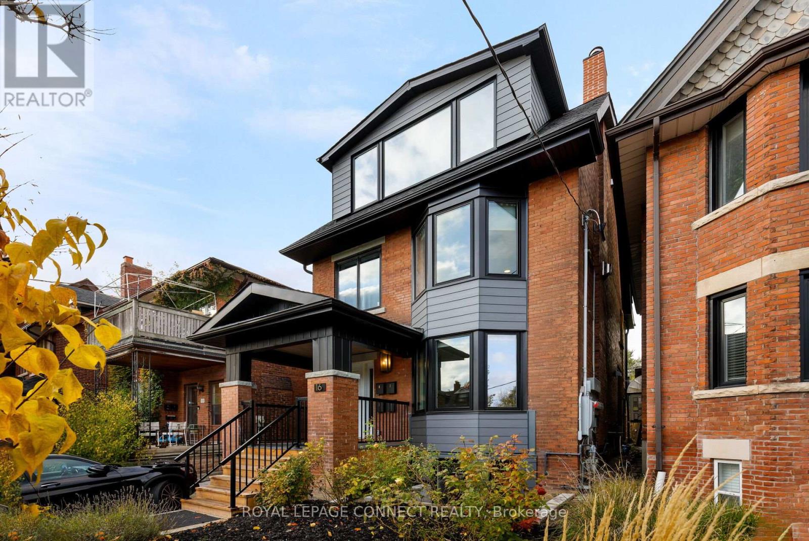 16 Rosemount Avenue, Toronto, Ontario  M6H 2M1 - Photo 2 - C12523794