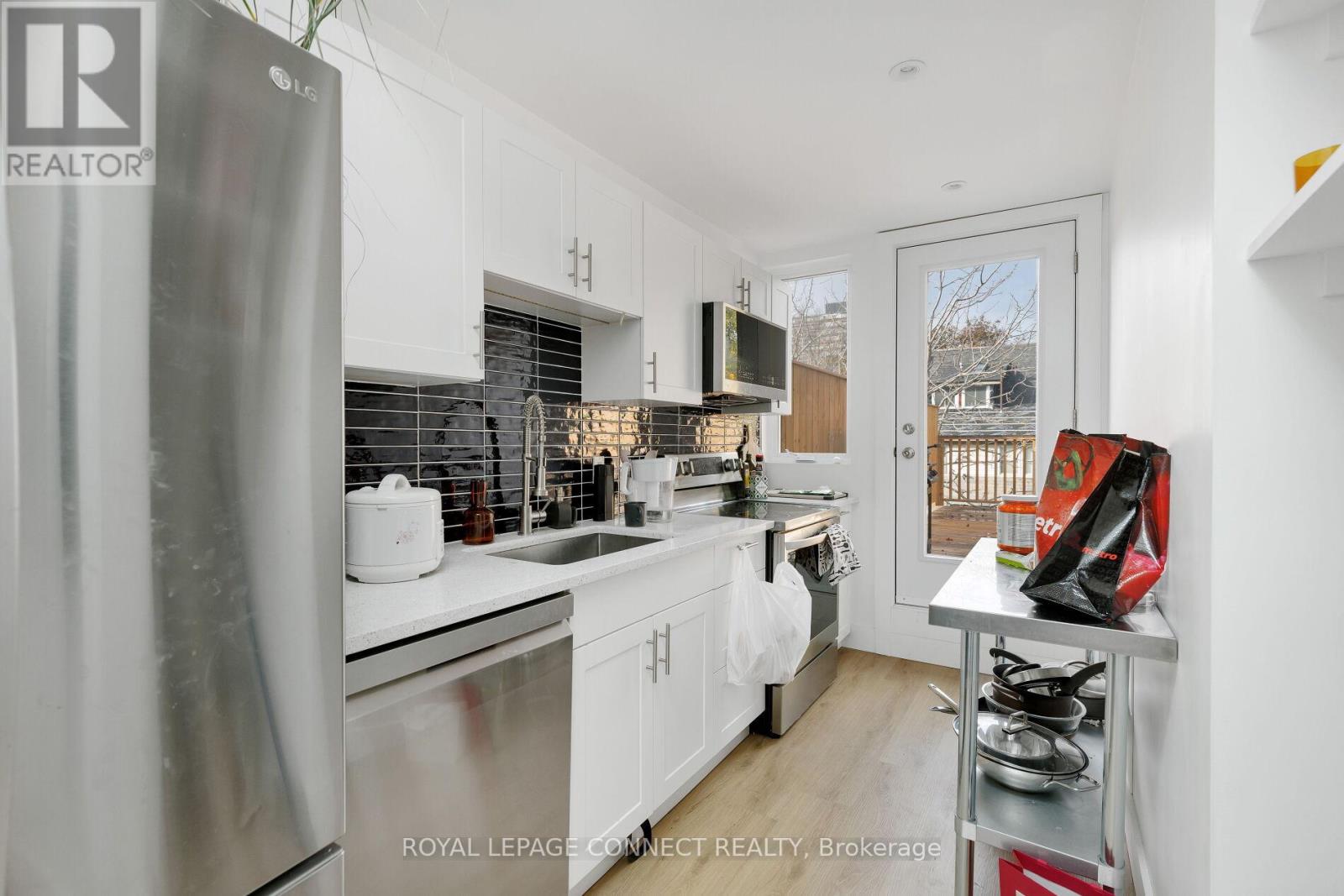 16 Rosemount Avenue, Toronto, Ontario  M6H 2M1 - Photo 31 - C12523794