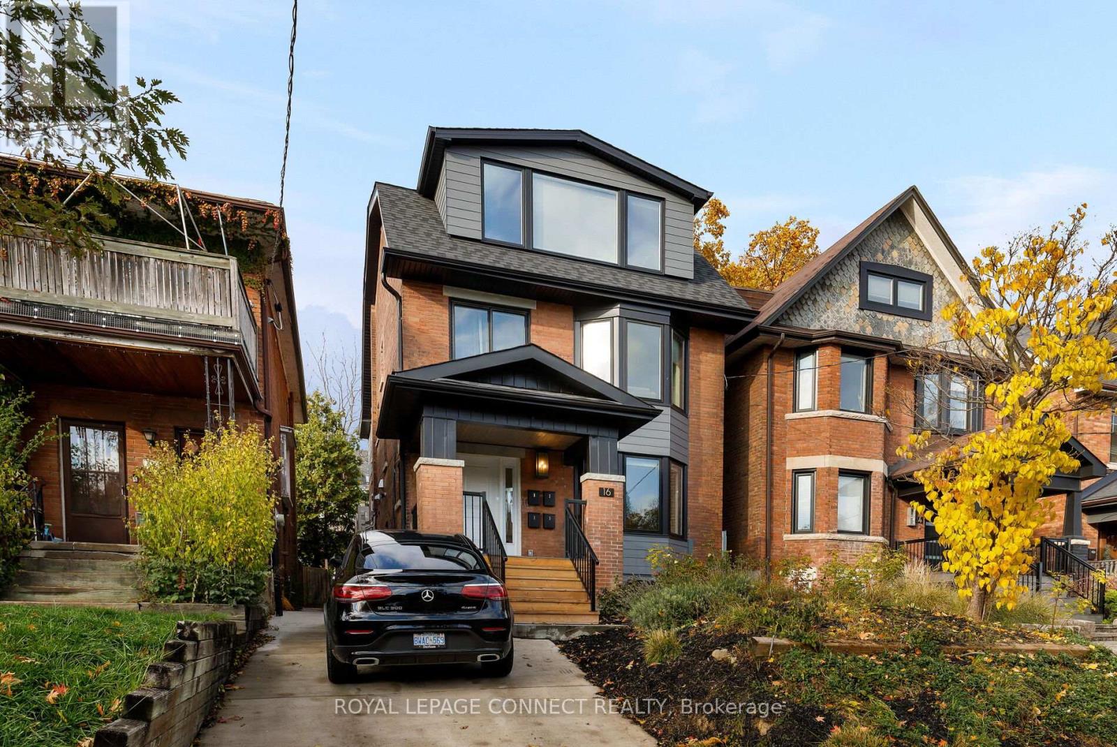 16 Rosemount Avenue, Toronto, Ontario  M6H 2M1 - Photo 44 - C12523794