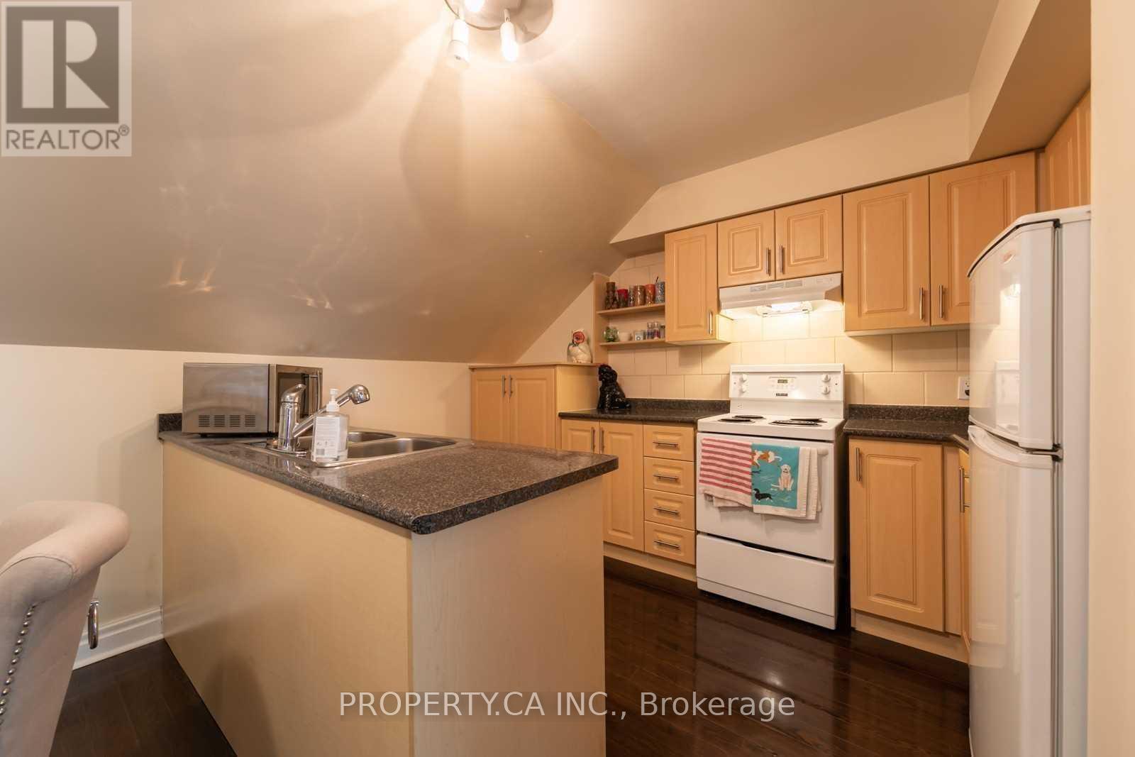 3 - 117 Cheritan Avenue, Toronto, Ontario  M4R 1S8 - Photo 4 - C12523796