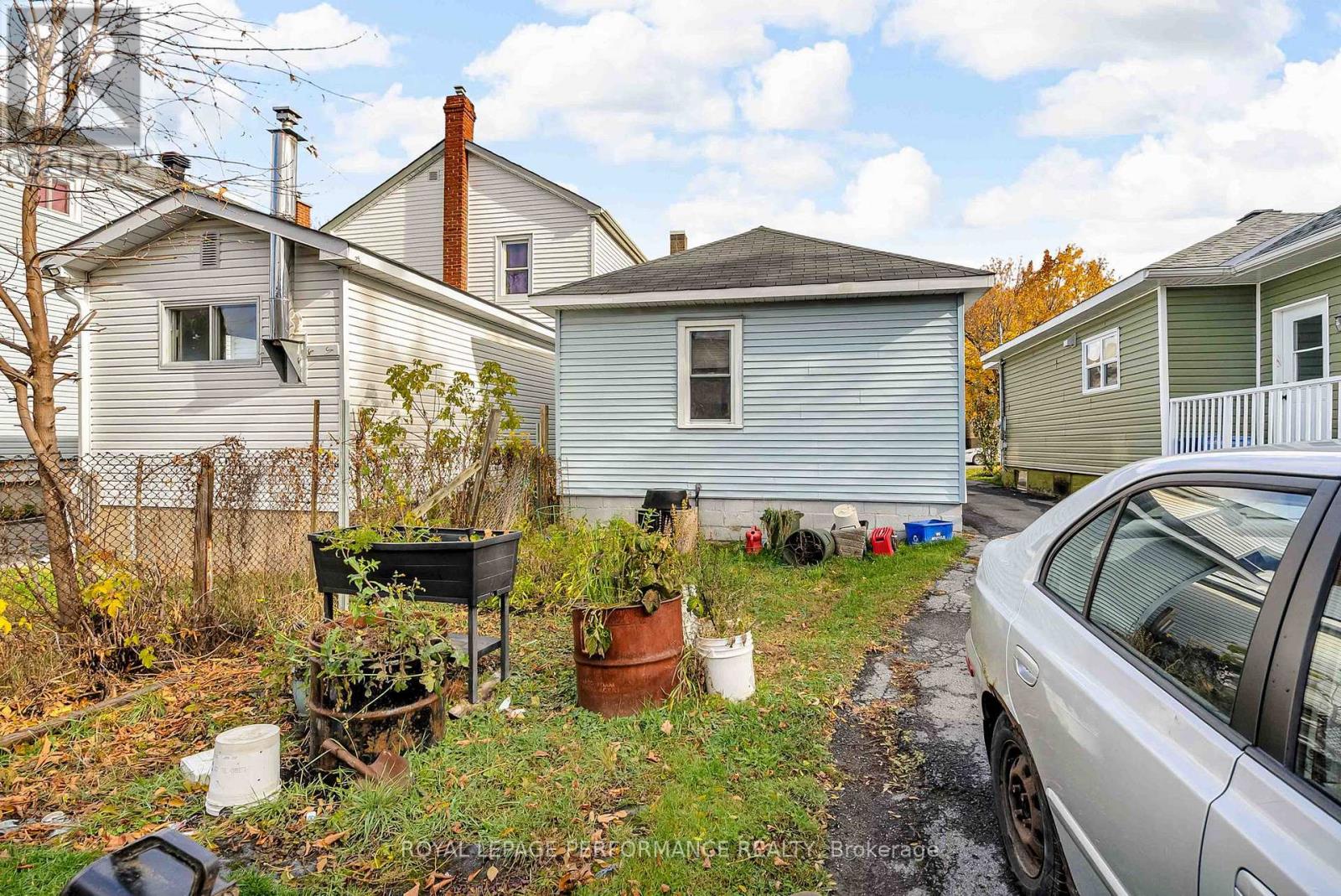 320 St Felix Street, Cornwall, Ontario K6H 5A6 - Photo 19 - X12523806