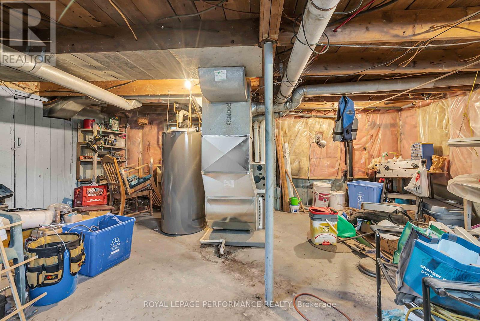 320 St Felix Street, Cornwall, Ontario K6H 5A6 - Photo 16 - X12523806