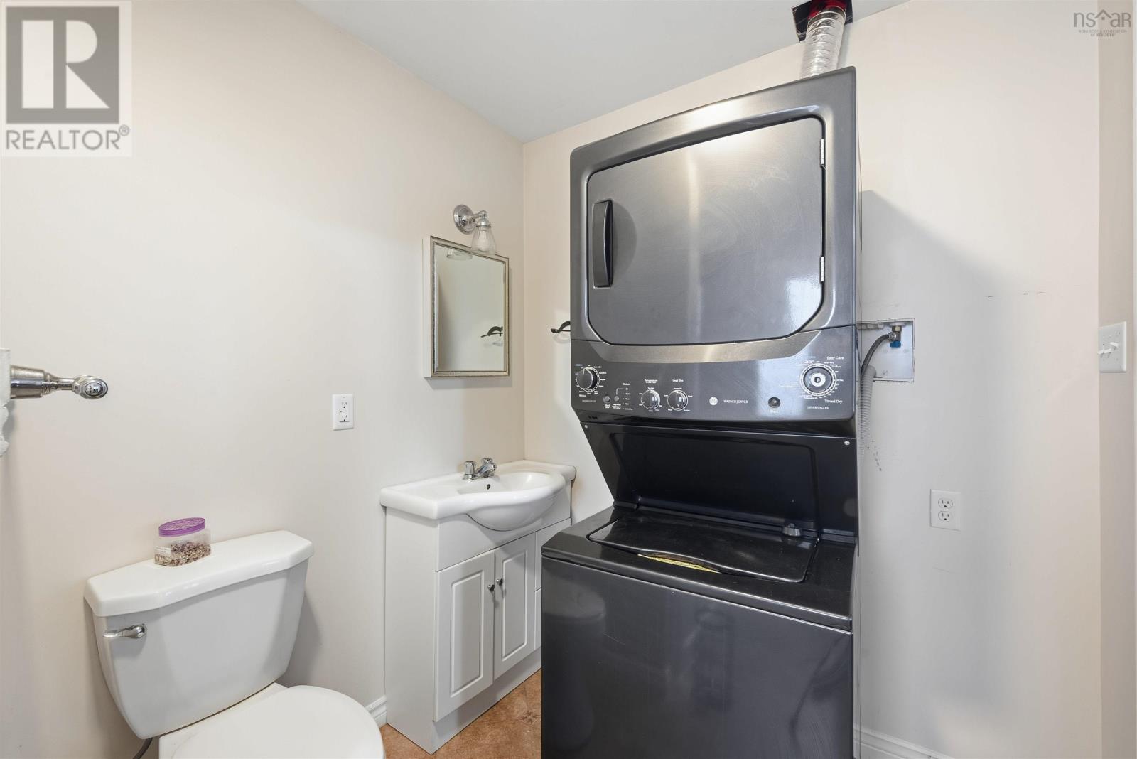 215 Cloverdale Drive, Martock, Nova Scotia  B0N 2T0 - Photo 21 - 202527550