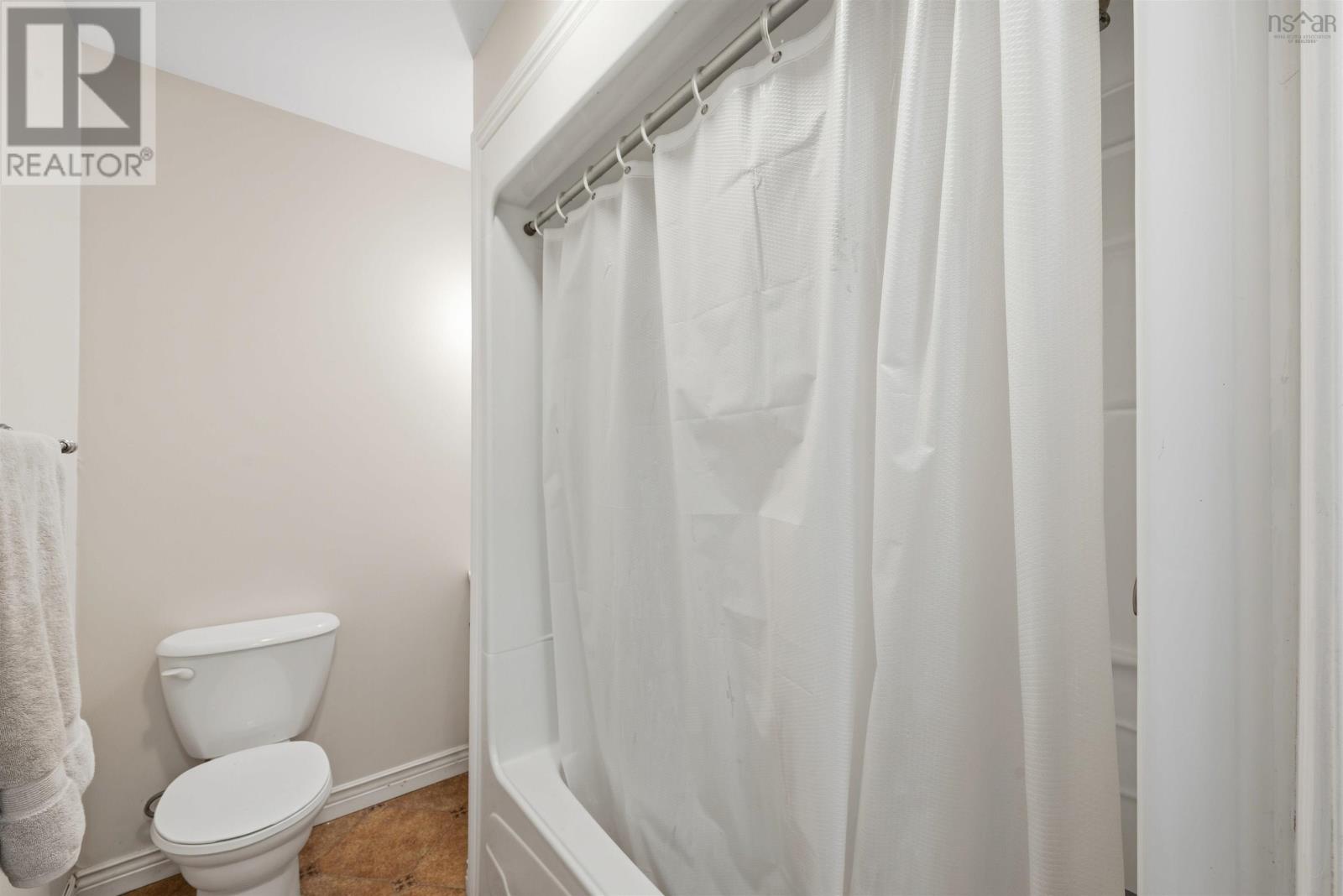 215 Cloverdale Drive, Martock, Nova Scotia  B0N 2T0 - Photo 15 - 202527550