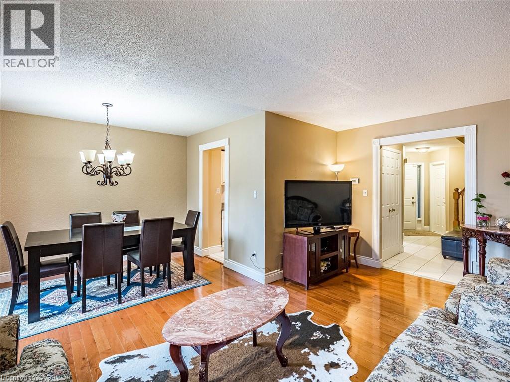 69 New Seabury Drive, Concord, Ontario  L4K 2B7 - Photo 8 - 40776129