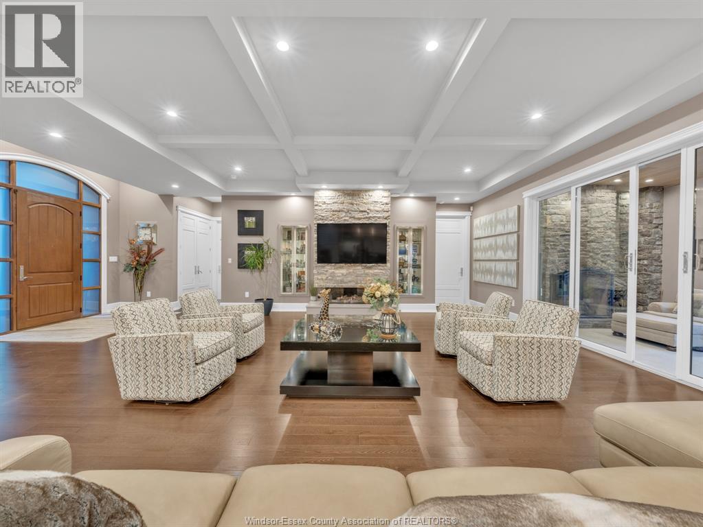 11245 Riverside Drive, Windsor, Ontario N8P 1A5 - Photo 6 - 25028352