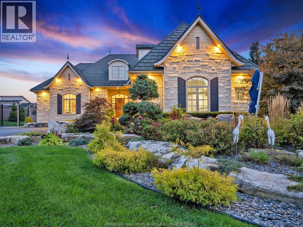 11245 Riverside Drive, Windsor, Ontario N8P 1A5 - Photo 3 - 25028352