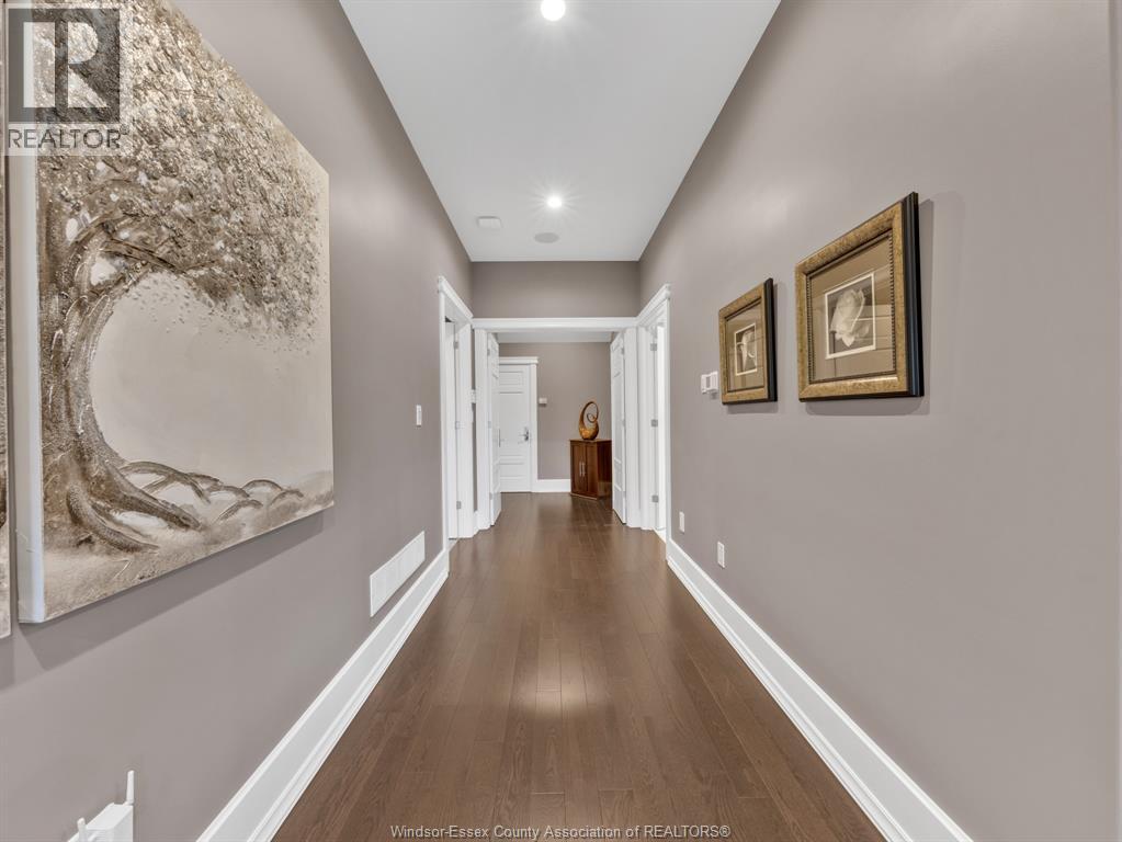 11245 Riverside Drive, Windsor, Ontario N8P 1A5 - Photo 24 - 25028352