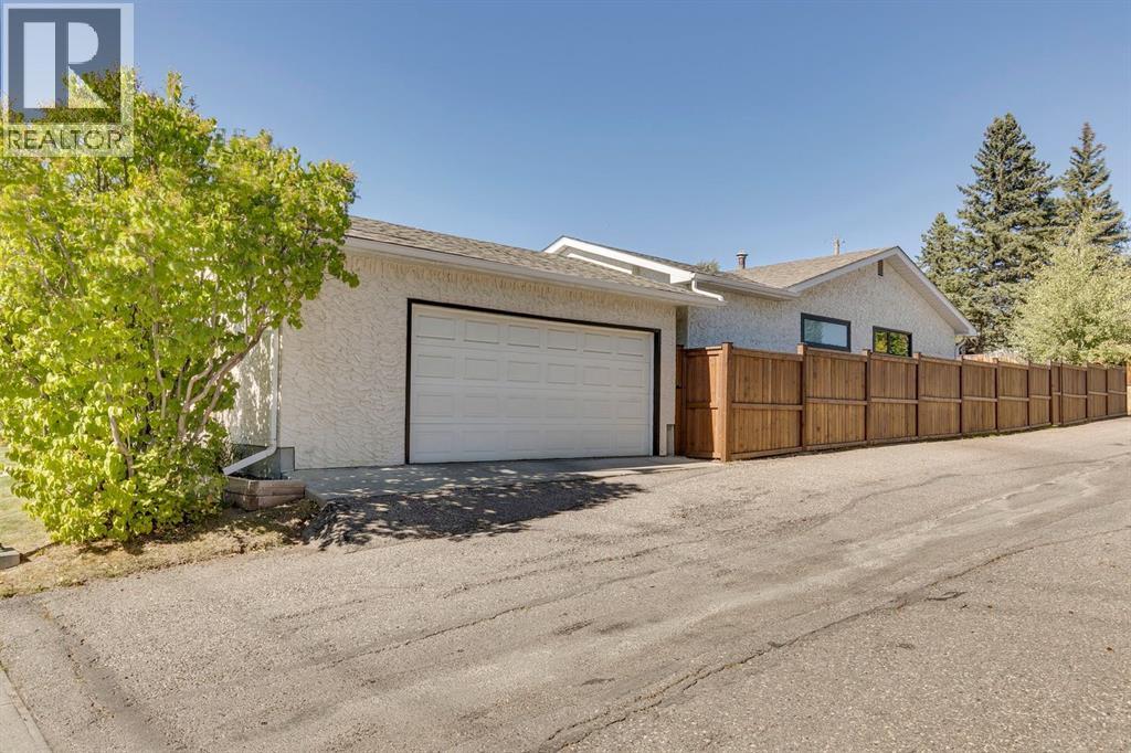 1240 Mapleglade Crescent Se, Calgary, Alberta  T2J 2H3 - Photo 47 - A2261189