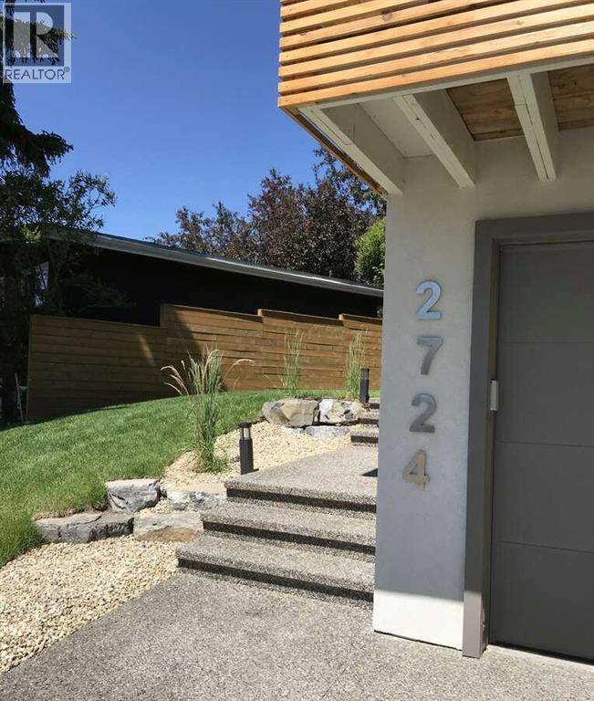 Property at 2724 Crawford Road NW image 3