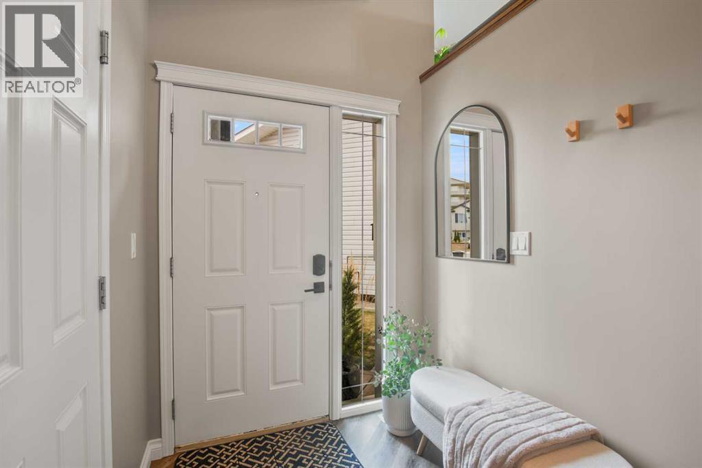 4511 45a Street Close, Innisfail, Alberta  T4G 0A2 - Photo 4 - A2268200