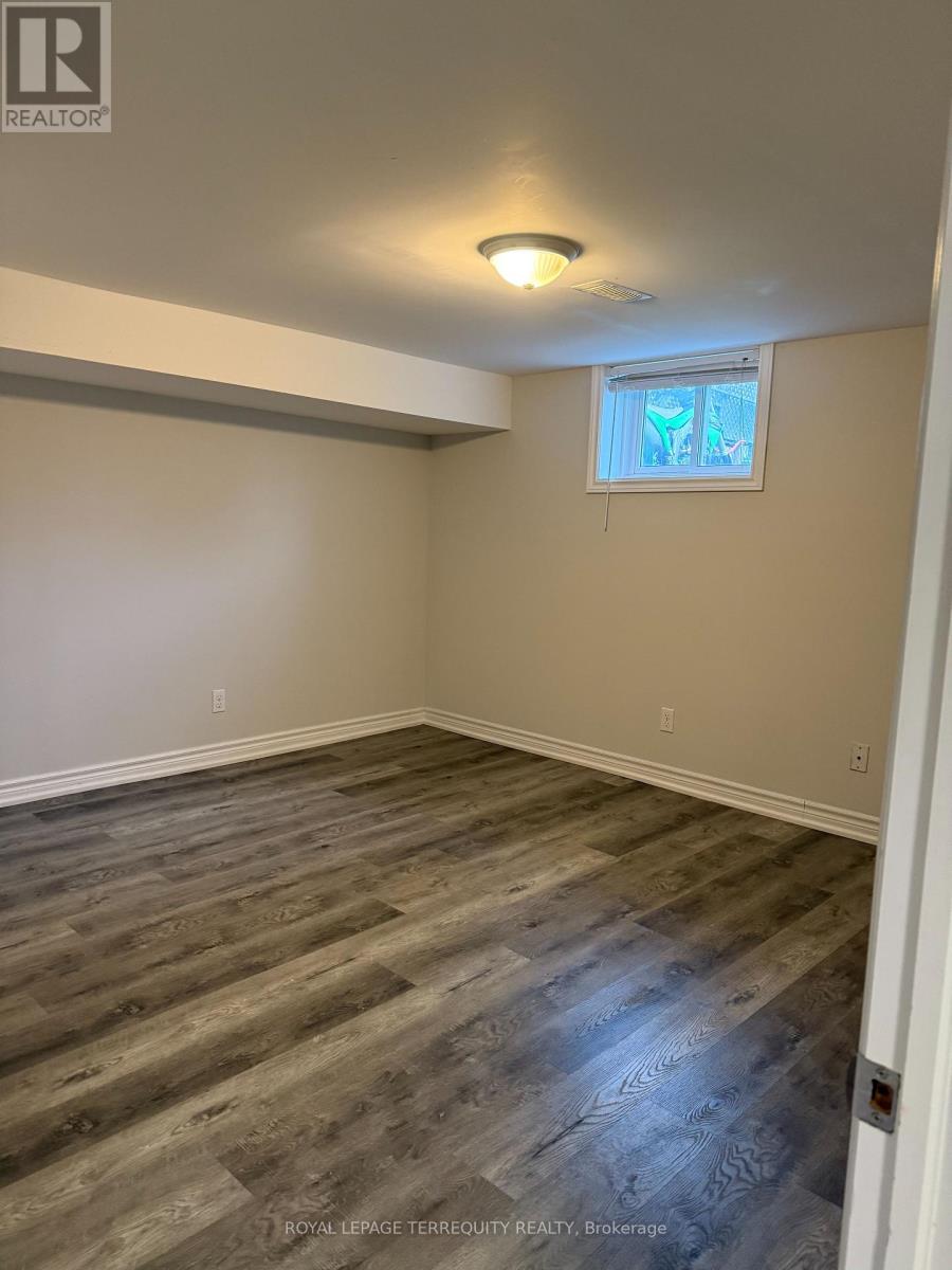 Bsmt - 311 Dovedale Drive, Whitby, Ontario  L1N 1Z8 - Photo 10 - E12523620