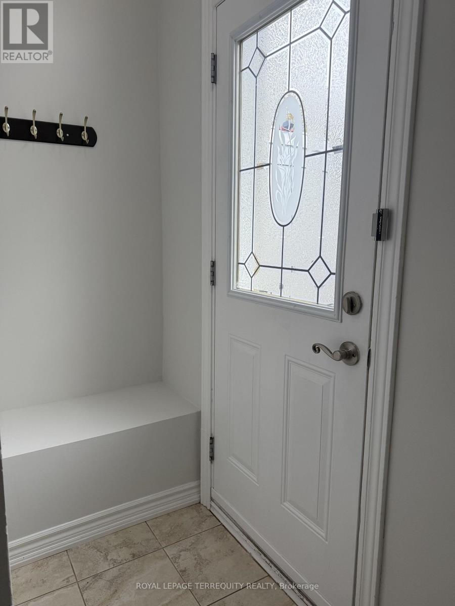 Bsmt - 311 Dovedale Drive, Whitby, Ontario  L1N 1Z8 - Photo 2 - E12523620