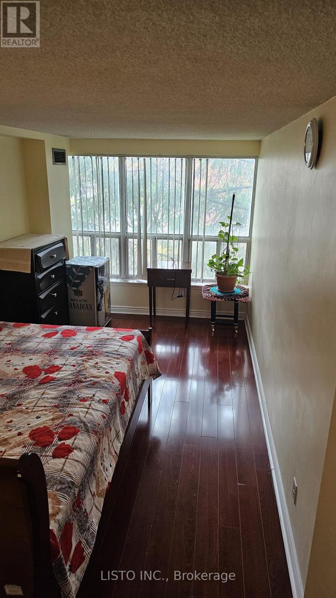 210 - 400 Mclevin Avenue, Toronto, Ontario  M1B 5J4 - Photo 8 - E12523636