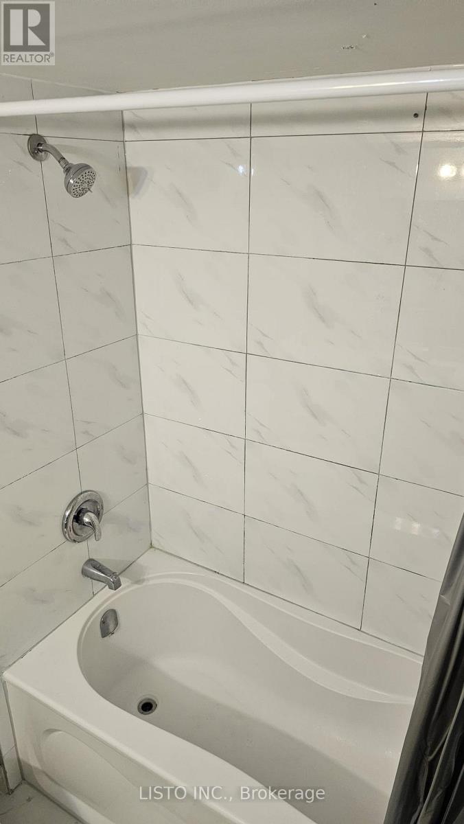 210 - 400 Mclevin Avenue, Toronto, Ontario  M1B 5J4 - Photo 9 - E12523636