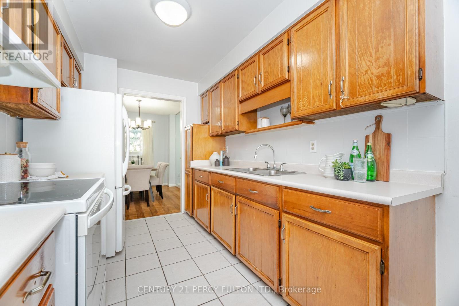 37 Ambercroft Boulevard, Toronto, Ontario  M1W 2Z6 - Photo 10 - E12523666