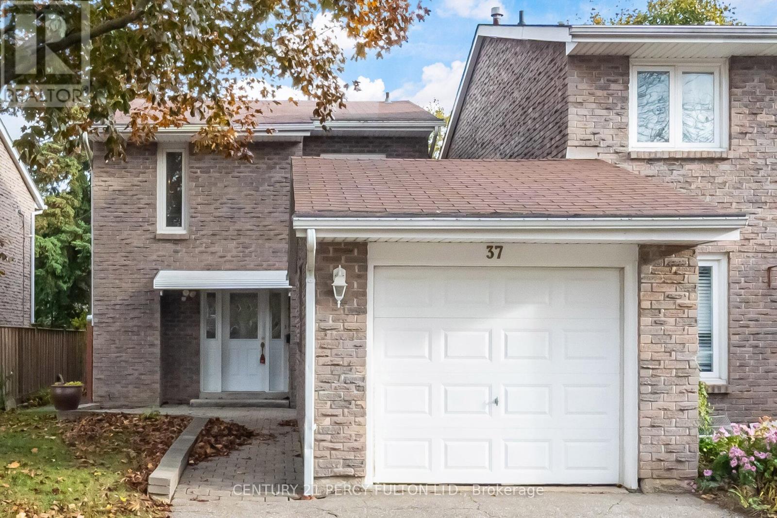 37 Ambercroft Boulevard, Toronto, Ontario  M1W 2Z6 - Photo 2 - E12523666