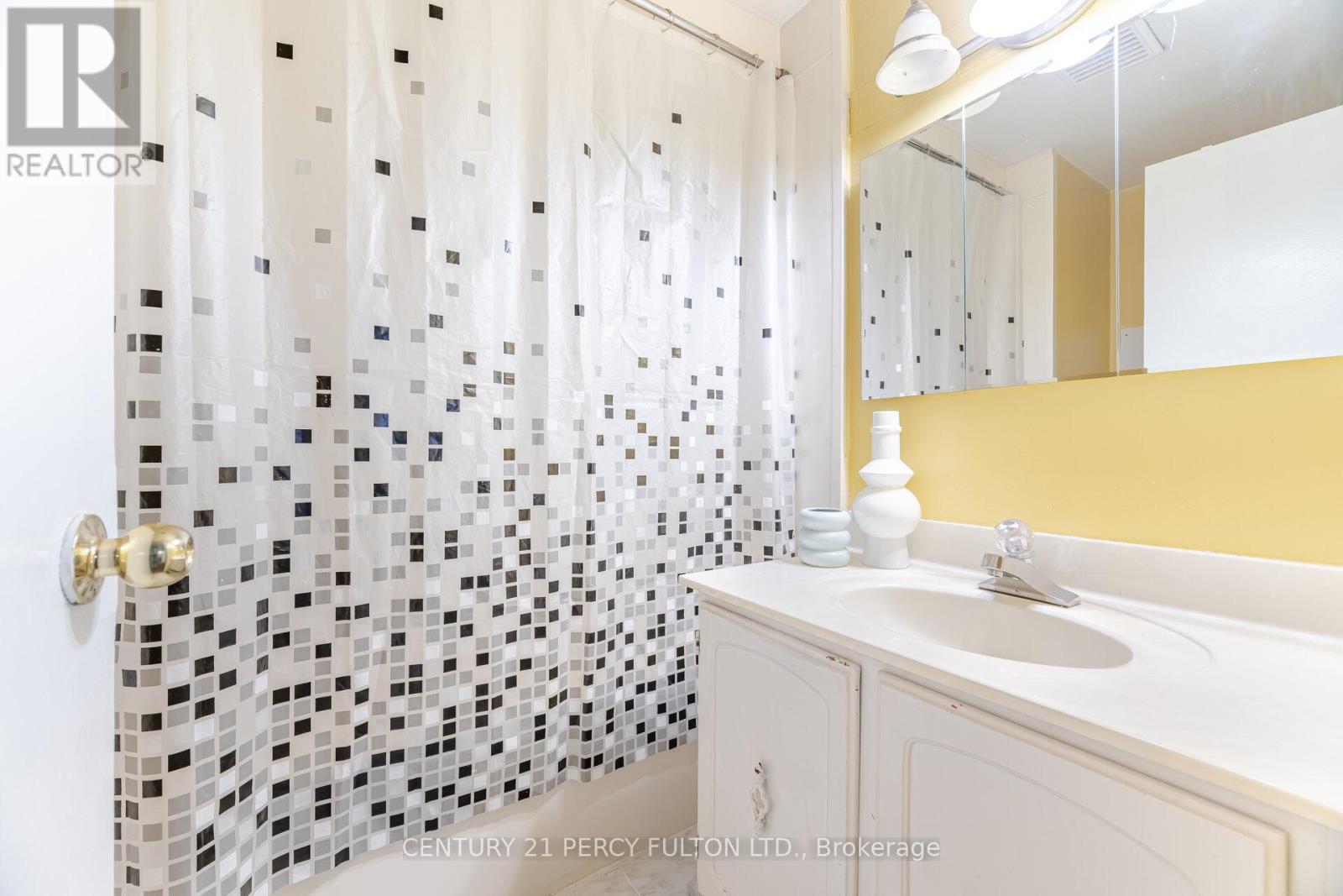 37 Ambercroft Boulevard, Toronto, Ontario  M1W 2Z6 - Photo 24 - E12523666