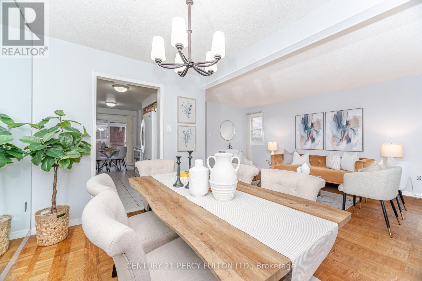 37 Ambercroft Boulevard, Toronto, Ontario  M1W 2Z6 - Photo 9 - E12523666