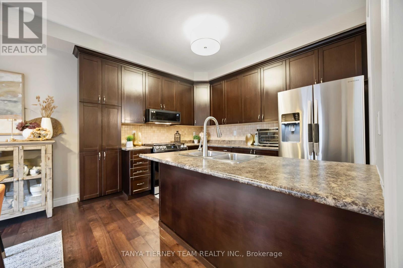 67 Florence Drive, Whitby, Ontario  L1R 0K3 - Photo 22 - E12523670