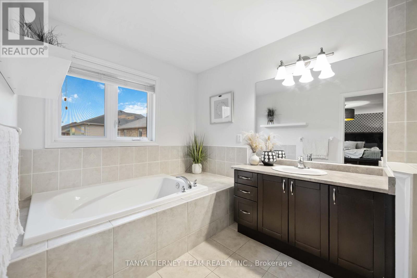 67 Florence Drive, Whitby, Ontario  L1R 0K3 - Photo 32 - E12523670