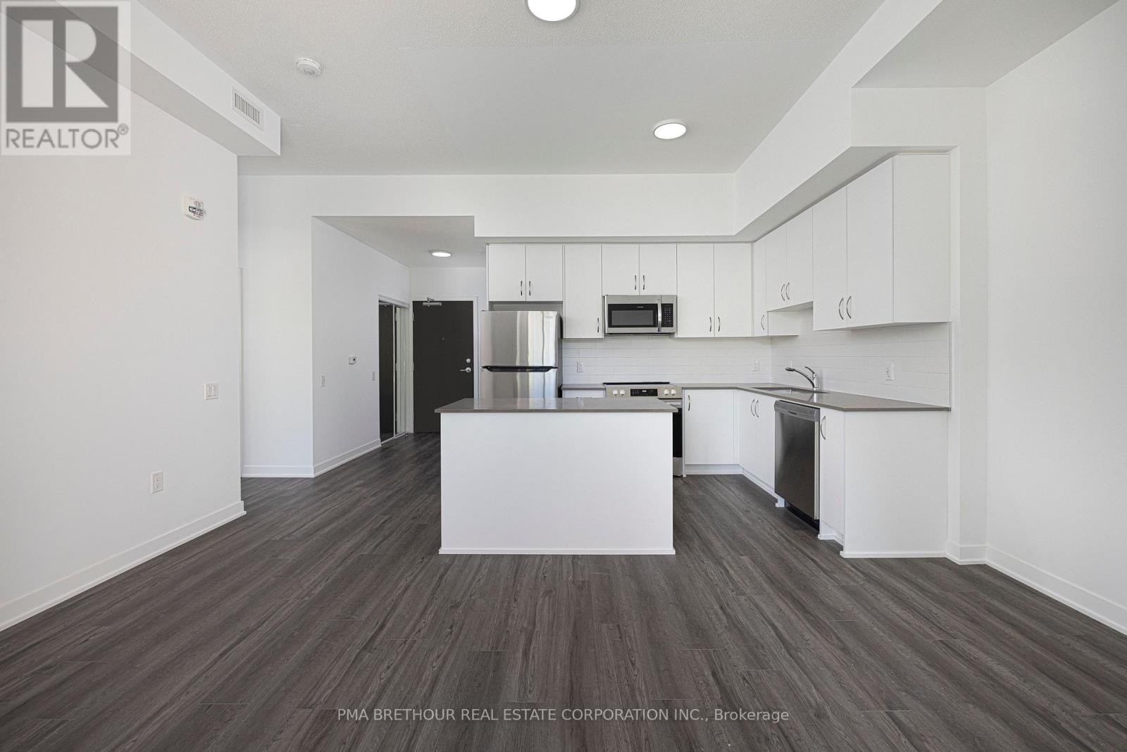 101 - 385 ARCTIC RED DRIVE, Oshawa, Ontario