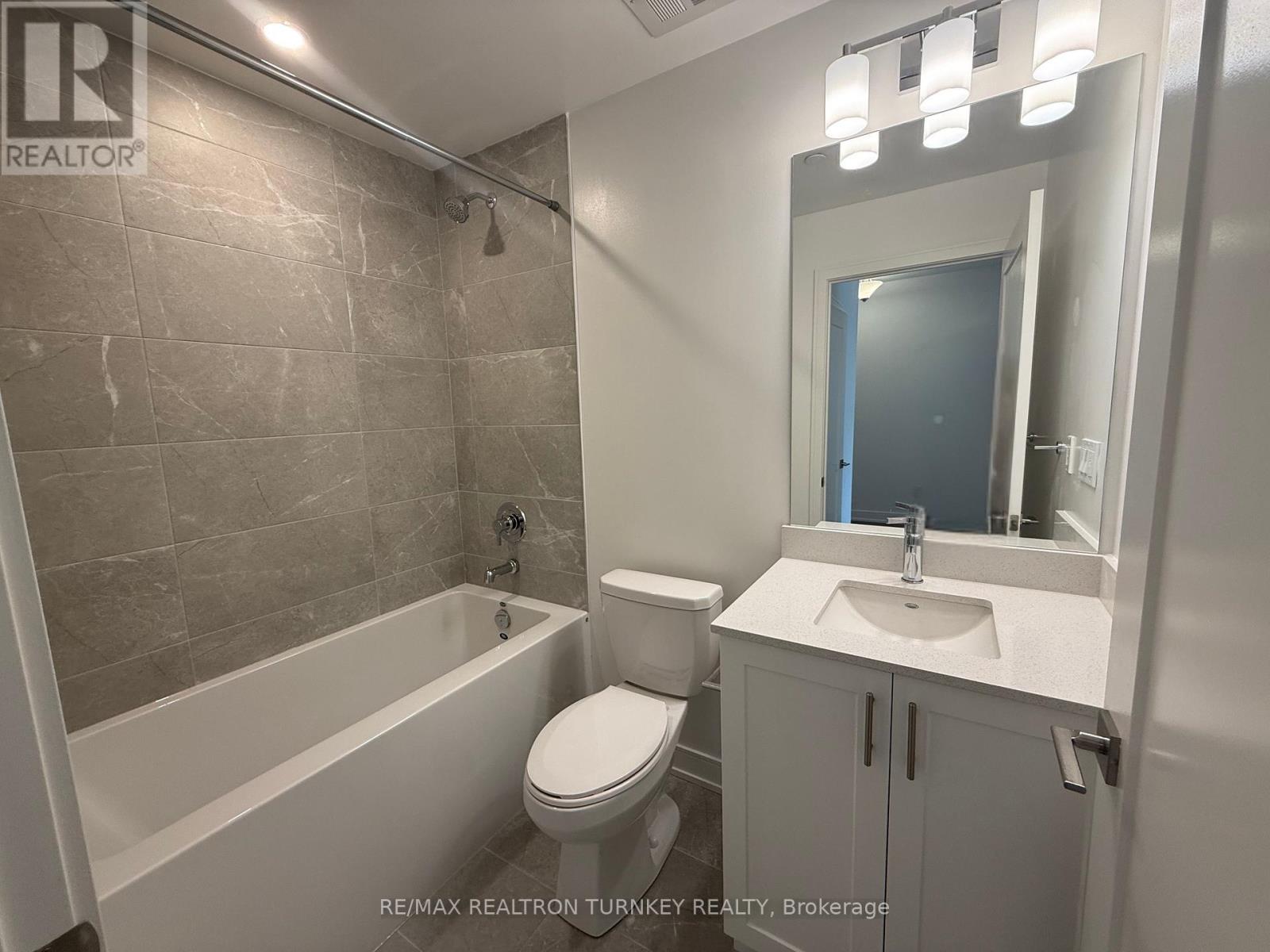 B206 - 715 Davis Drive, Newmarket, Ontario  L3Y 0J2 - Photo 18 - N12474512