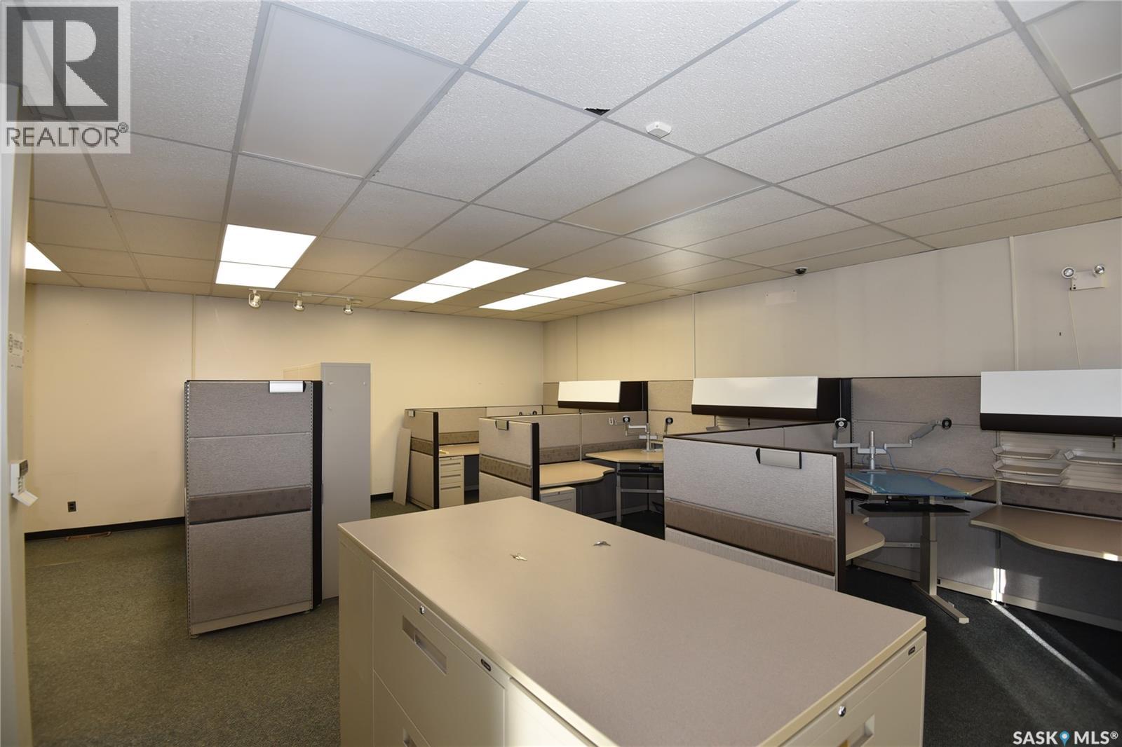 301 1st Avenue E, Nipawin, Saskatchewan  S0E 1E0 - Photo 11 - SK023684