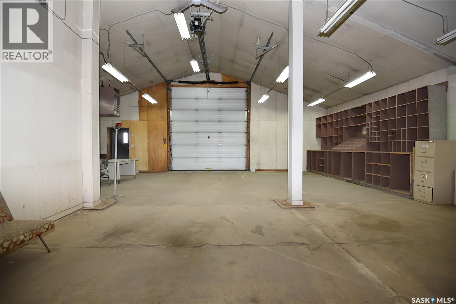 301 1st Avenue E, Nipawin, Saskatchewan  S0E 1E0 - Photo 17 - SK023684