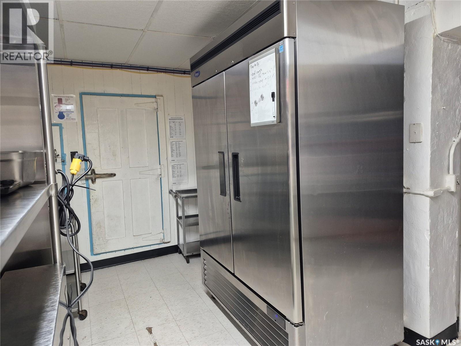 302 Main Street, Melville, Saskatchewan  S0A 2P0 - Photo 10 - SK023604