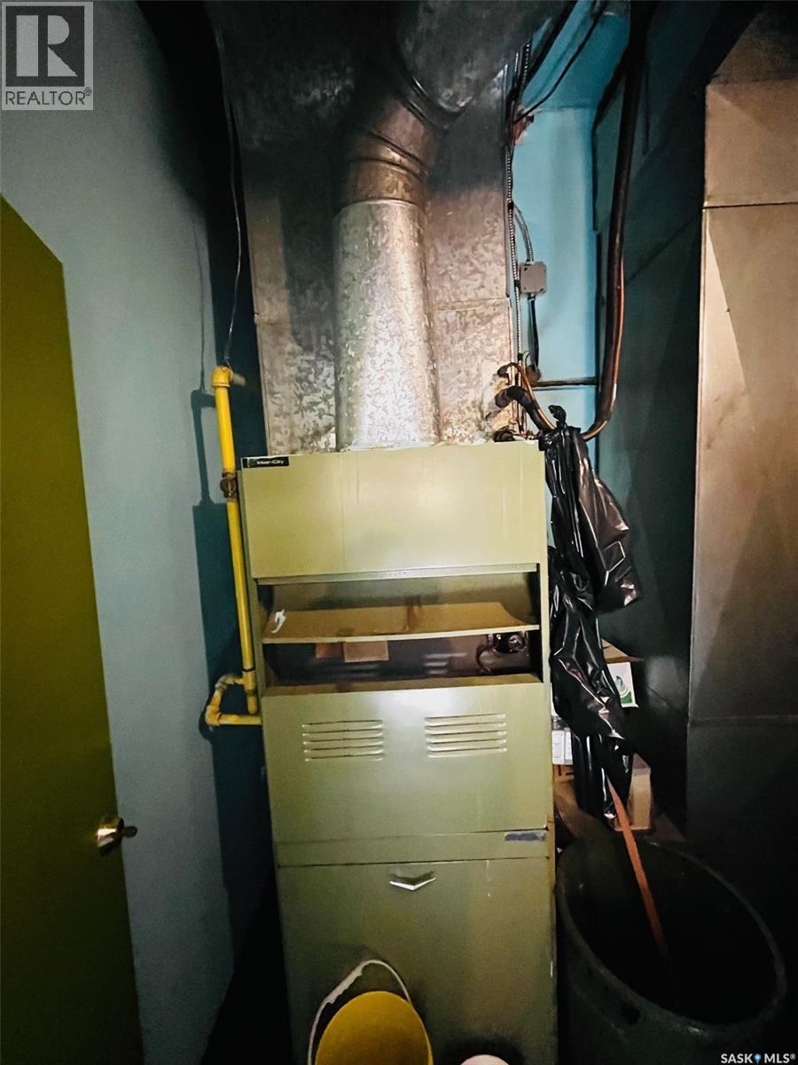 302 Main Street, Melville, Saskatchewan  S0A 2P0 - Photo 29 - SK023604