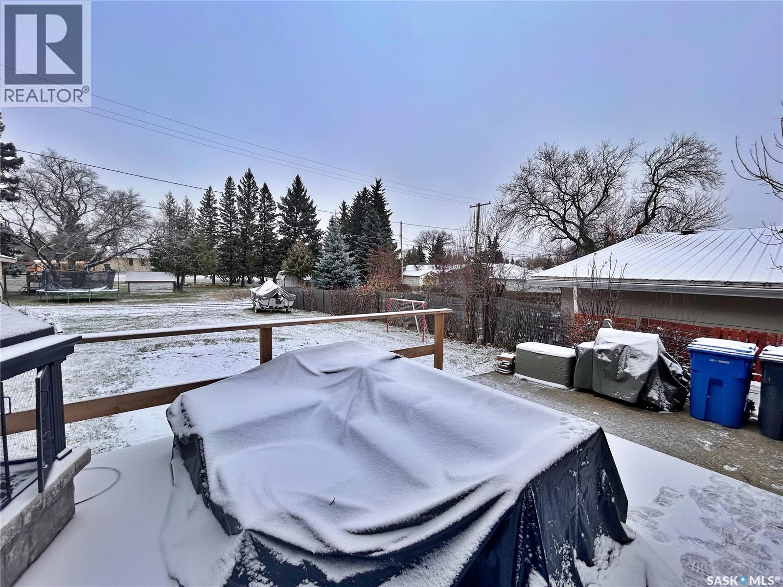 105 Railway Avenue, Wawota, Saskatchewan  S0G 5A0 - Photo 38 - SK022518