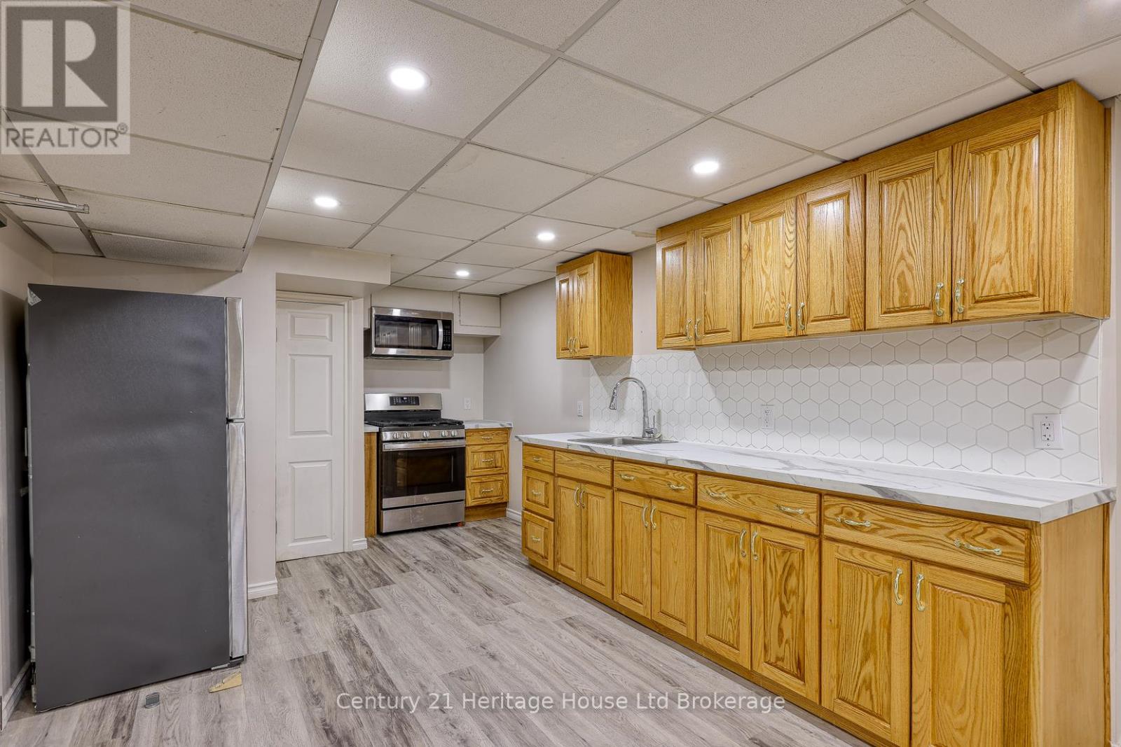 719 Peel Street, Woodstock, Ontario  N4S 1L5 - Photo 25 - X12523086