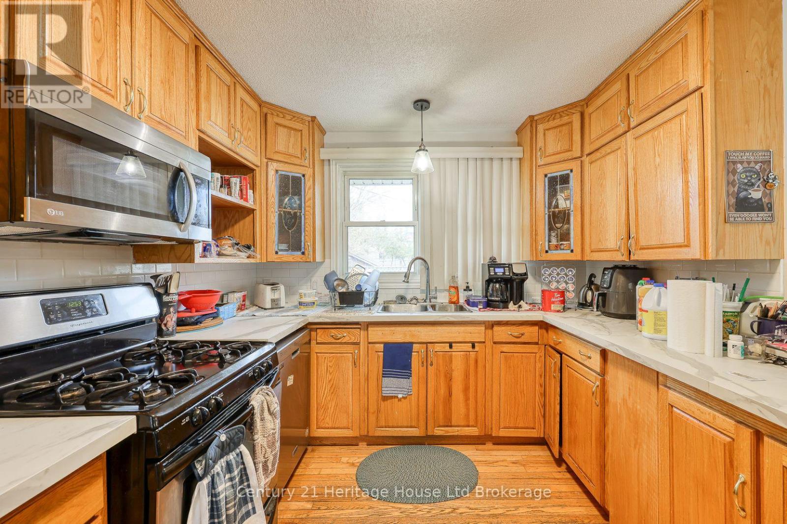 719 Peel Street, Woodstock, Ontario  N4S 1L5 - Photo 15 - X12523086