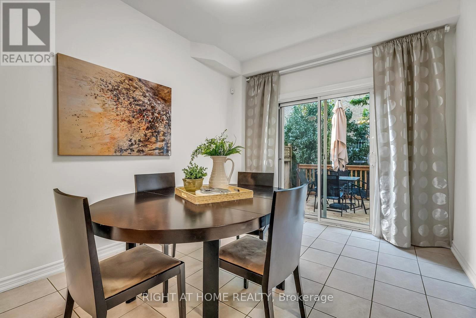 12 Walter Thomas Way, Markham, Ontario  L3R 5P6 - Photo 9 - N12523612