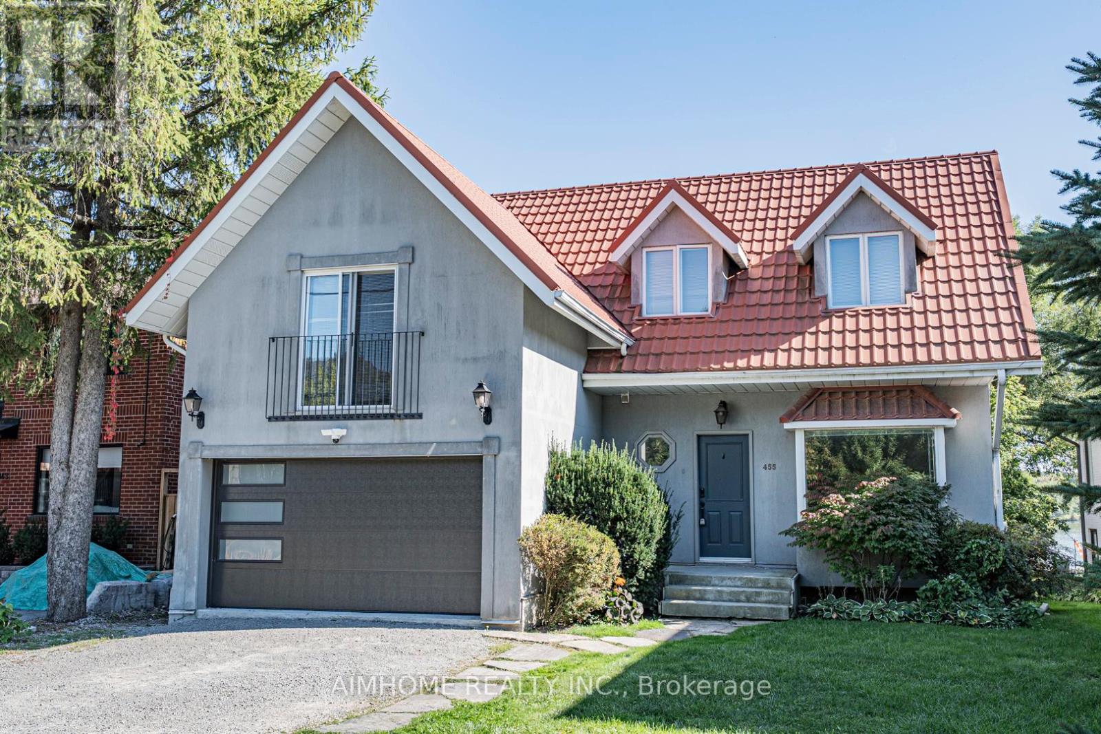 455 North Lake Road, Richmond Hill, Ontario  L4E 3A6 - Photo 2 - N12523640