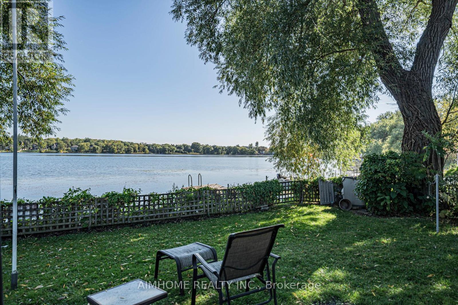 455 North Lake Road, Richmond Hill, Ontario  L4E 3A6 - Photo 4 - N12523640