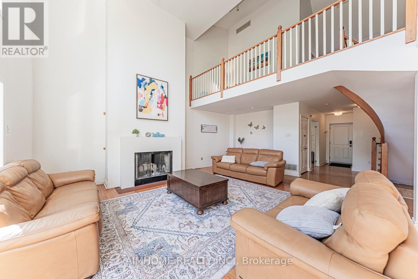 455 North Lake Road, Richmond Hill, Ontario  L4E 3A6 - Photo 8 - N12523640