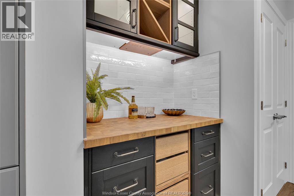 937 Lauzon Road, Windsor, Ontario N8S 3M4 - Photo 21 - 25028377