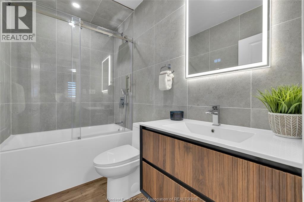 937 Lauzon Road, Windsor, Ontario N8S 3M4 - Photo 28 - 25028377