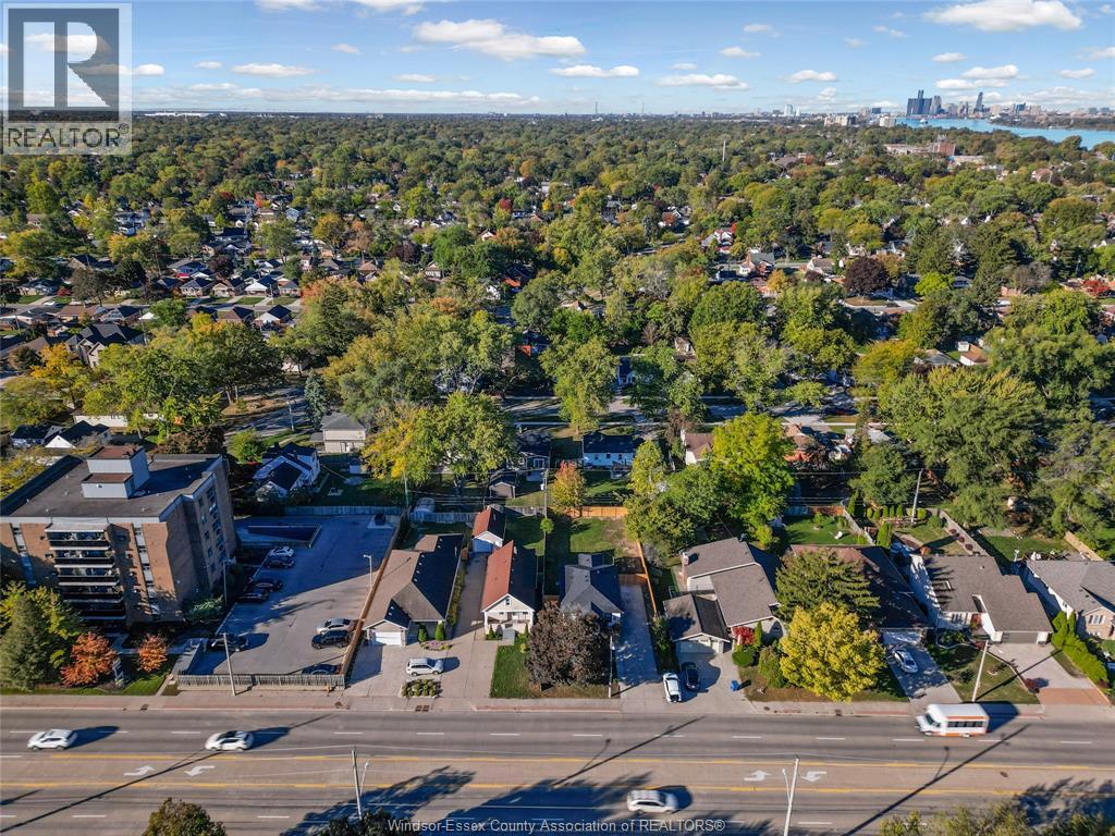 937 Lauzon Road, Windsor, Ontario N8S 3M4 - Photo 45 - 25028377
