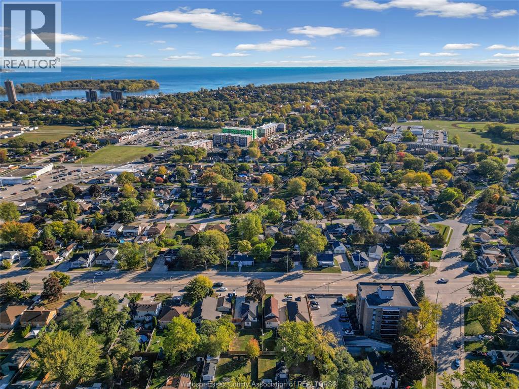 937 Lauzon Road, Windsor, Ontario N8S 3M4 - Photo 47 - 25028377