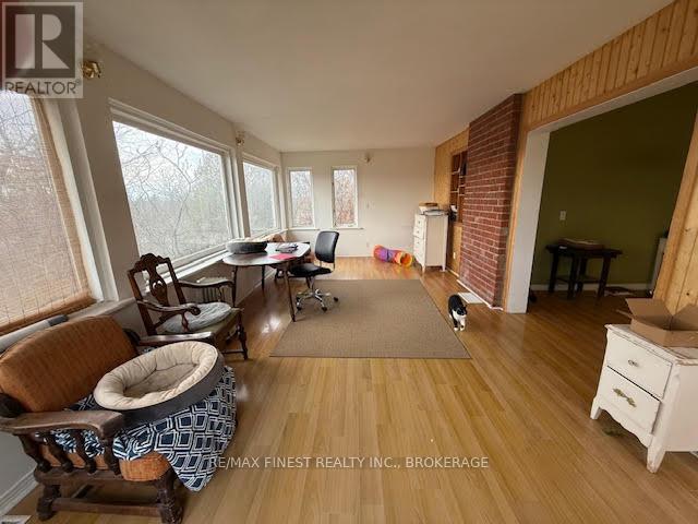 1146 Fourth Lake Road S, Frontenac, Ontario  K0H 2K0 - Photo 6 - X12495796