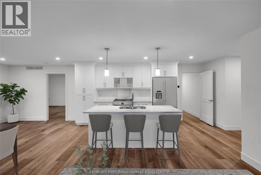 20 Cornerstone Place, Chatham, Ontario N7M 0V8 - Photo 4 - 25028063